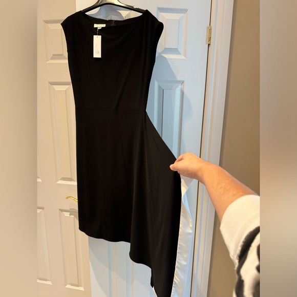 Fredas’s black jersey cocktail gown in a M -New With Tags. - Picture 3 of 4